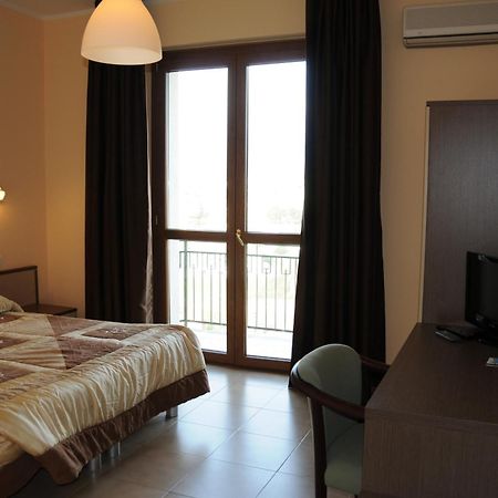 Hotel Barbieri Altomonte Exterior photo